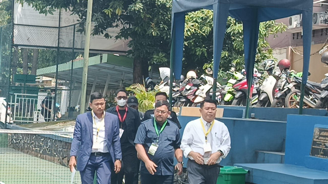 Bedu jalani sidang cerai perdana di PA Jaksel, Selasa (30/9) [FTNews/Selvianus Kopong Basar]